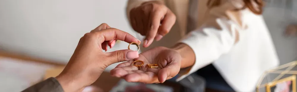 Gold Resale Value Today and Check Latest Rates Before Selling Gold Resale Value Today and Check Latest Rates Before Selling