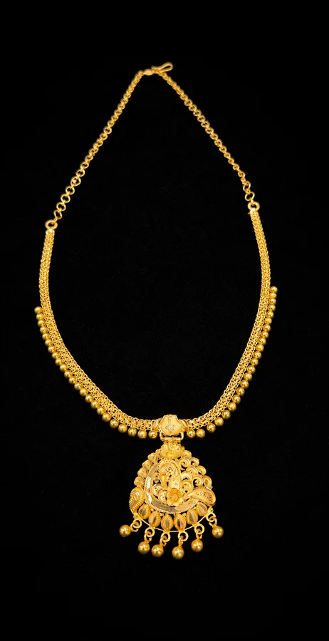 22K Gold Pendant Necklace 02