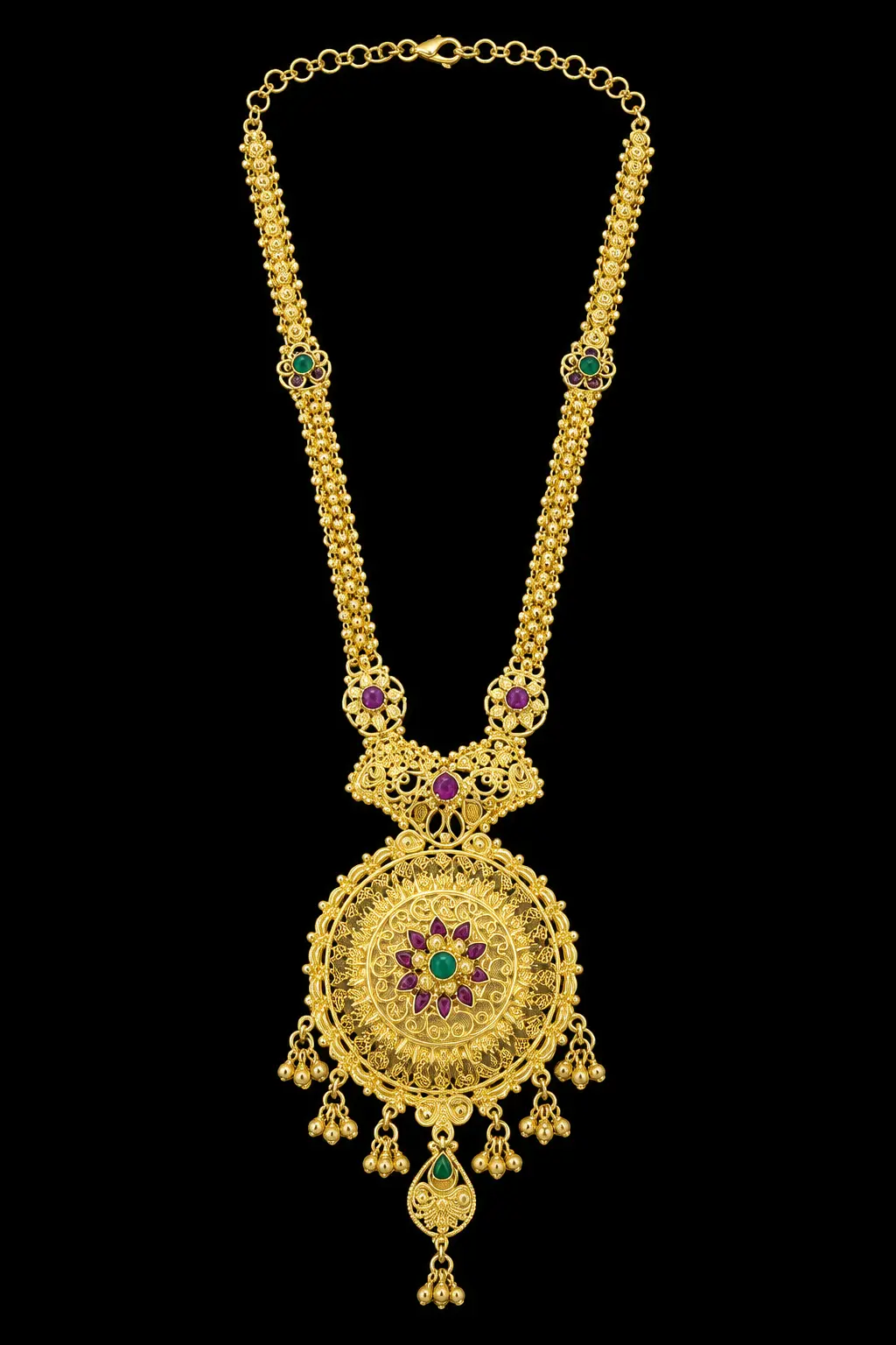 Gold Filigree Pendant Necklace