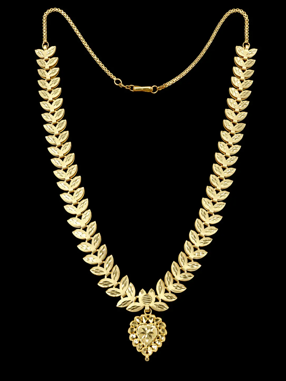 Gold leaf necklace with heart pendant