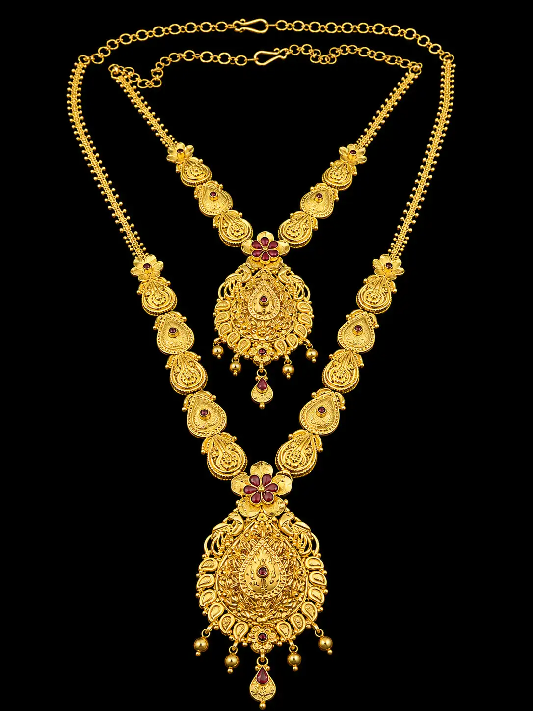 Ornate Ruby-Accented Gold Necklace Set